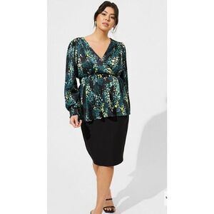 Torrid Satin Surplice Tie Cut Out Back Long Sleeve Blouse (Size  3)